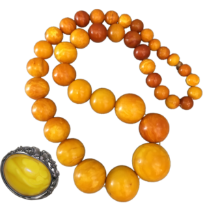 скупка украшений из янтаря